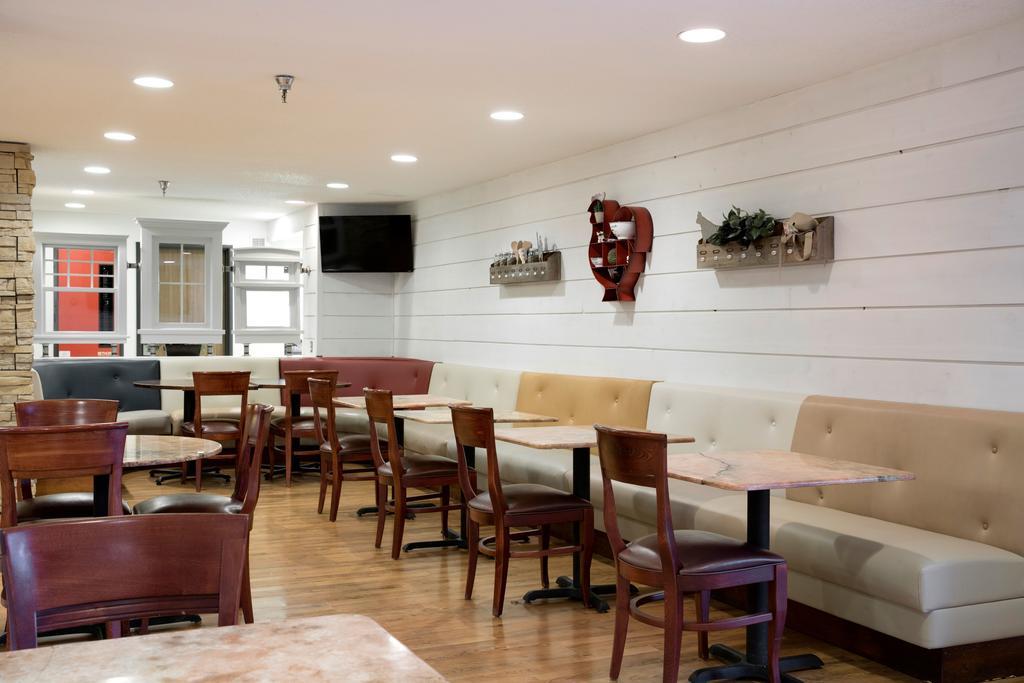 Redwood Lodge Redwood Falls エクステリア 写真
